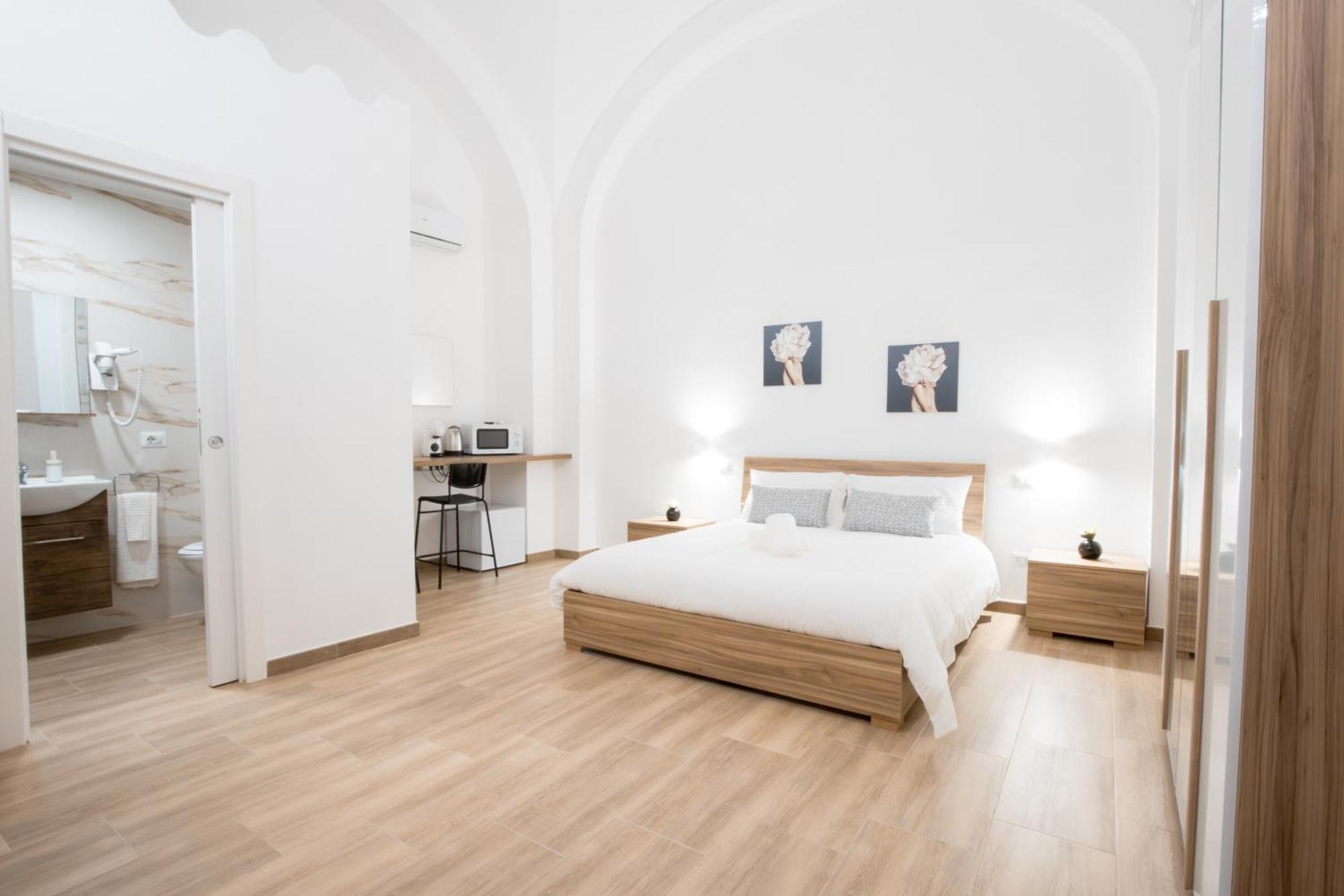 Hotel La Pigna Bari Esterno foto
