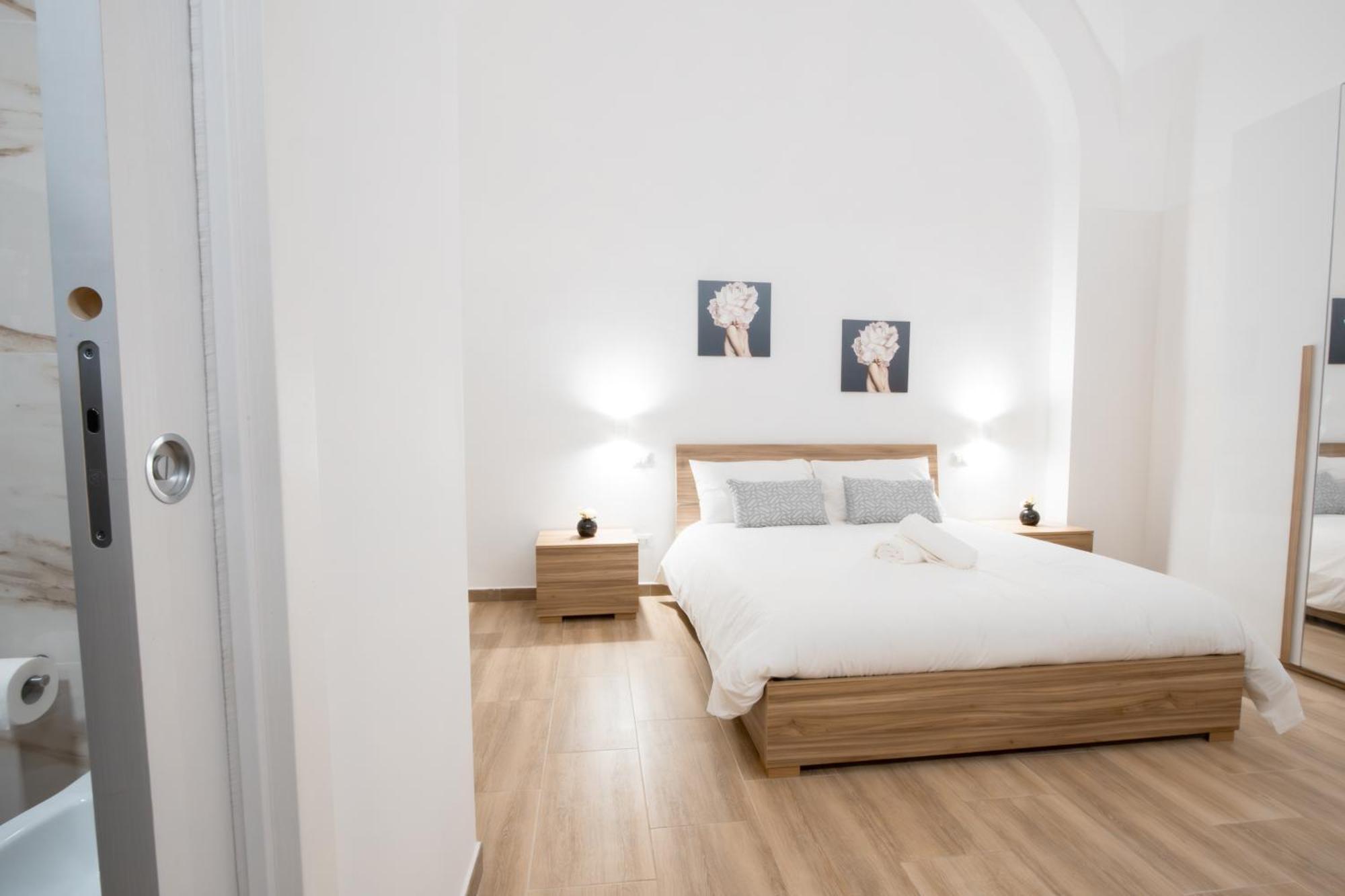 Hotel La Pigna Bari Esterno foto