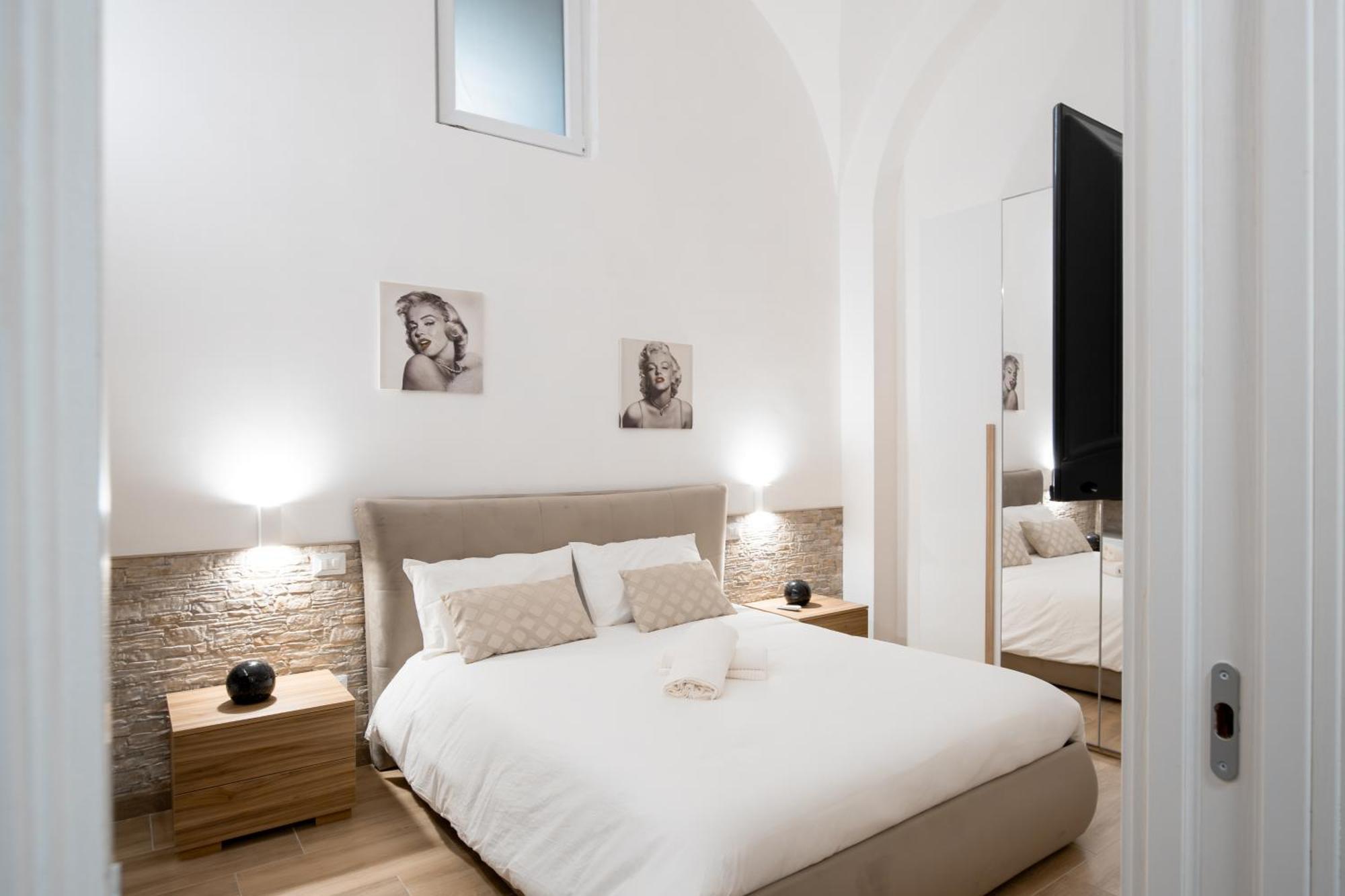 Hotel La Pigna Bari Esterno foto