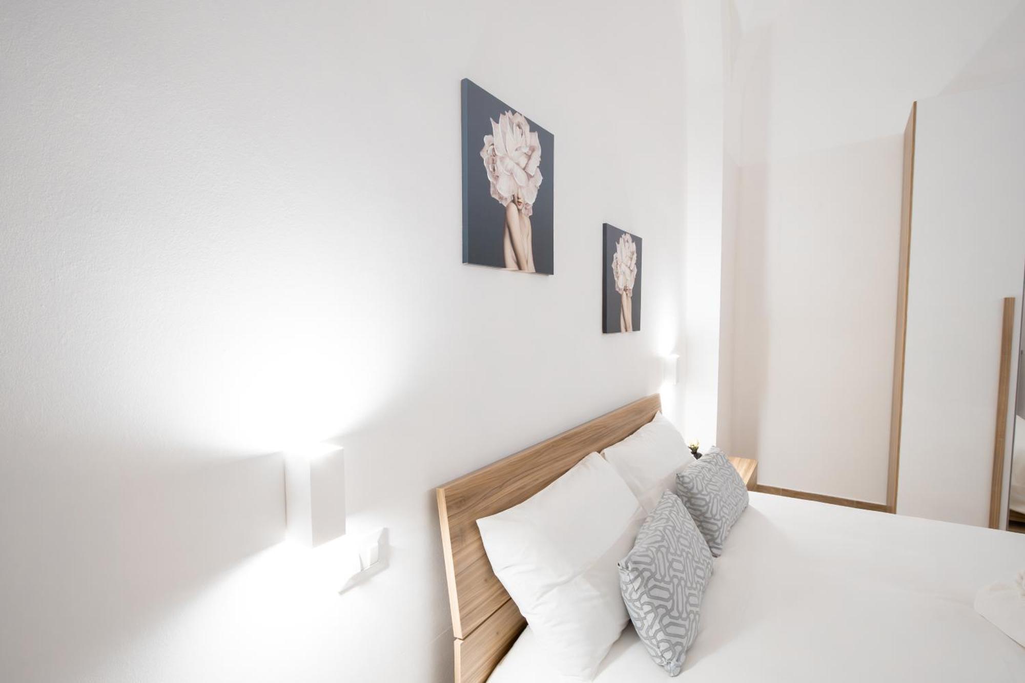 Hotel La Pigna Bari Esterno foto