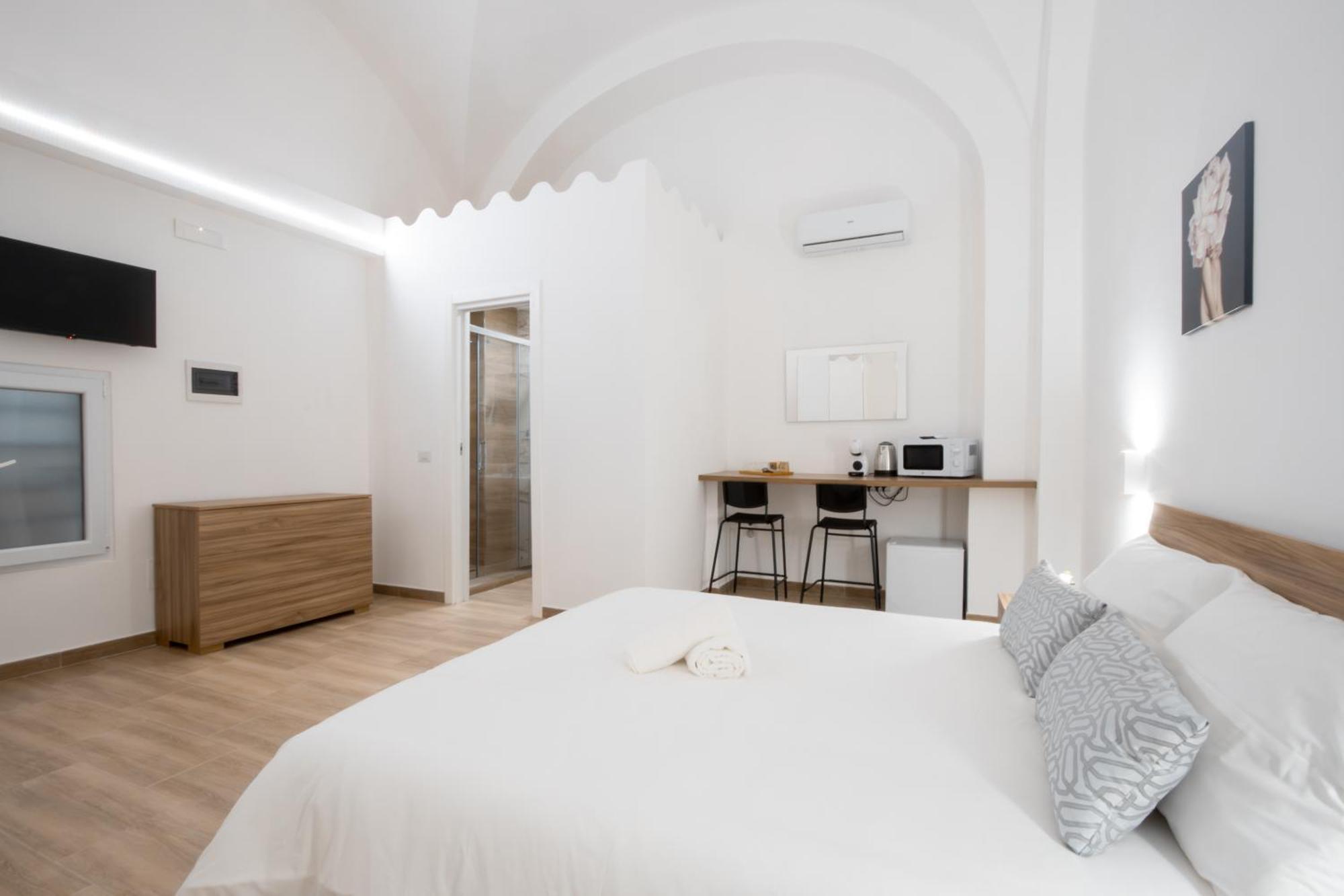 Hotel La Pigna Bari Esterno foto