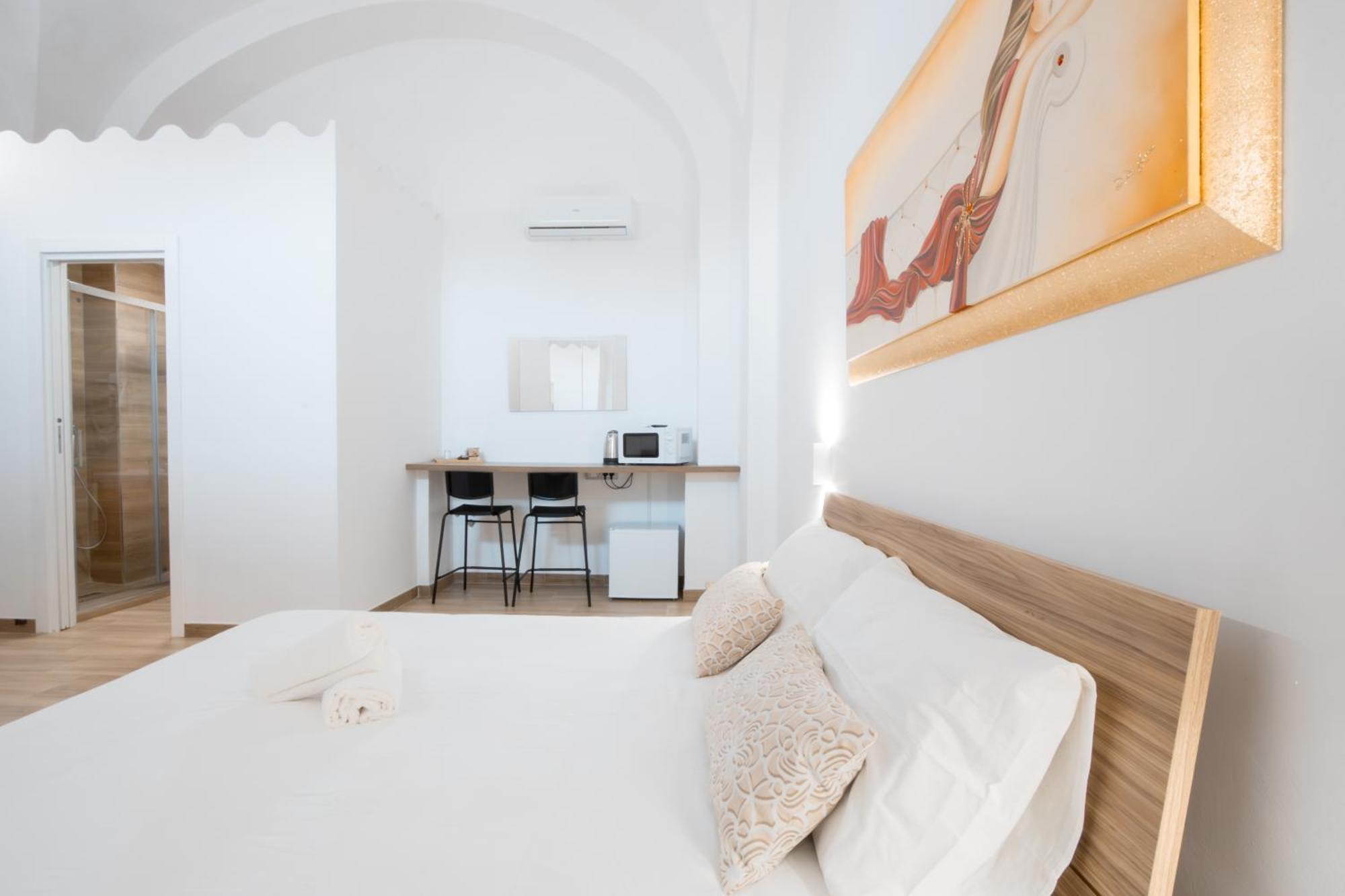 Hotel La Pigna Bari Esterno foto